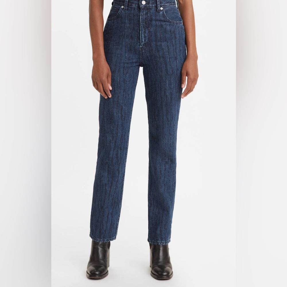 LEVI'S® WELLTHREAD® 70'S HIGH RISE STRAIGHT FIT JEANS